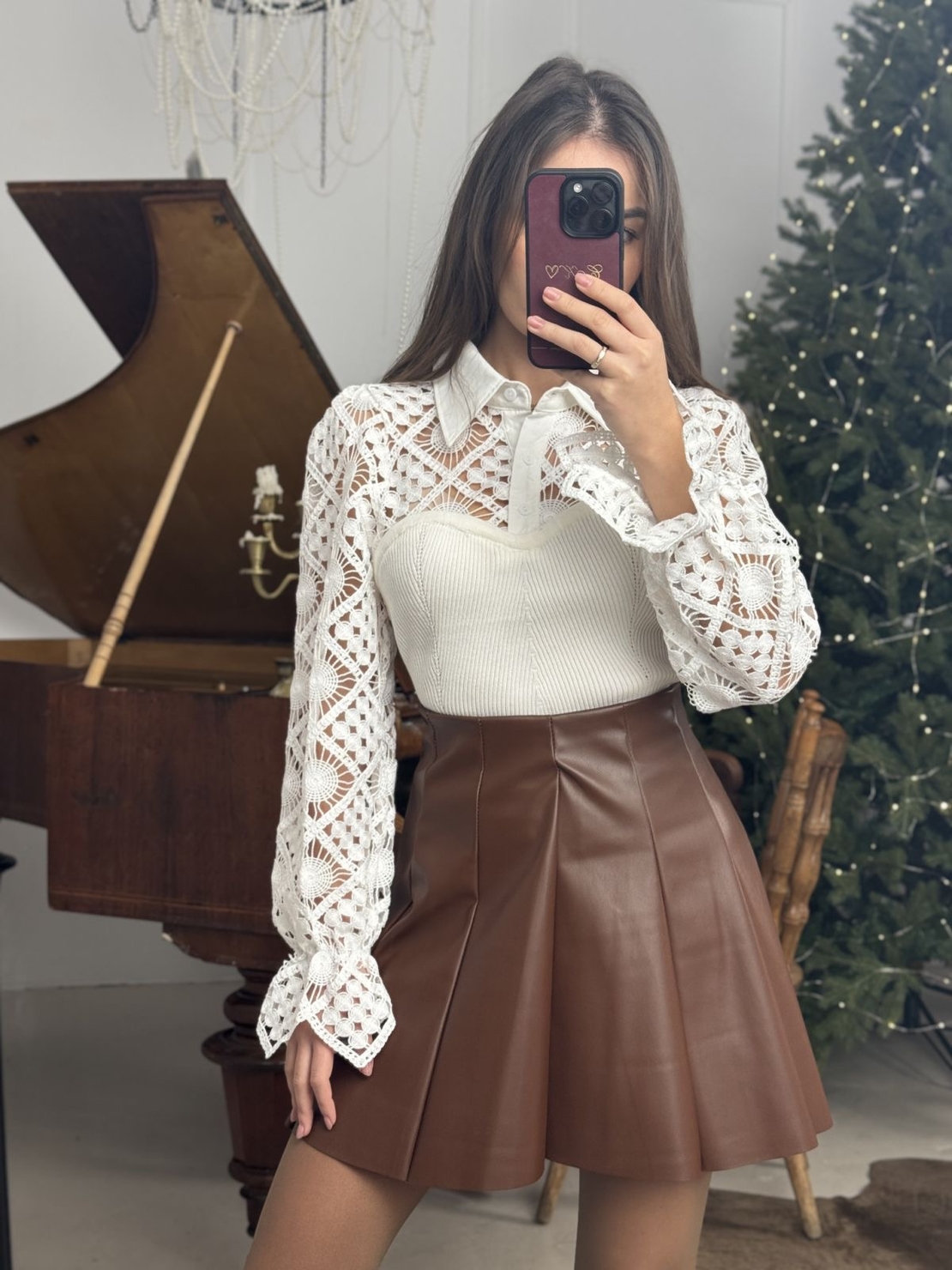 Елегантна дантелена блуза Classy Lace-бяло