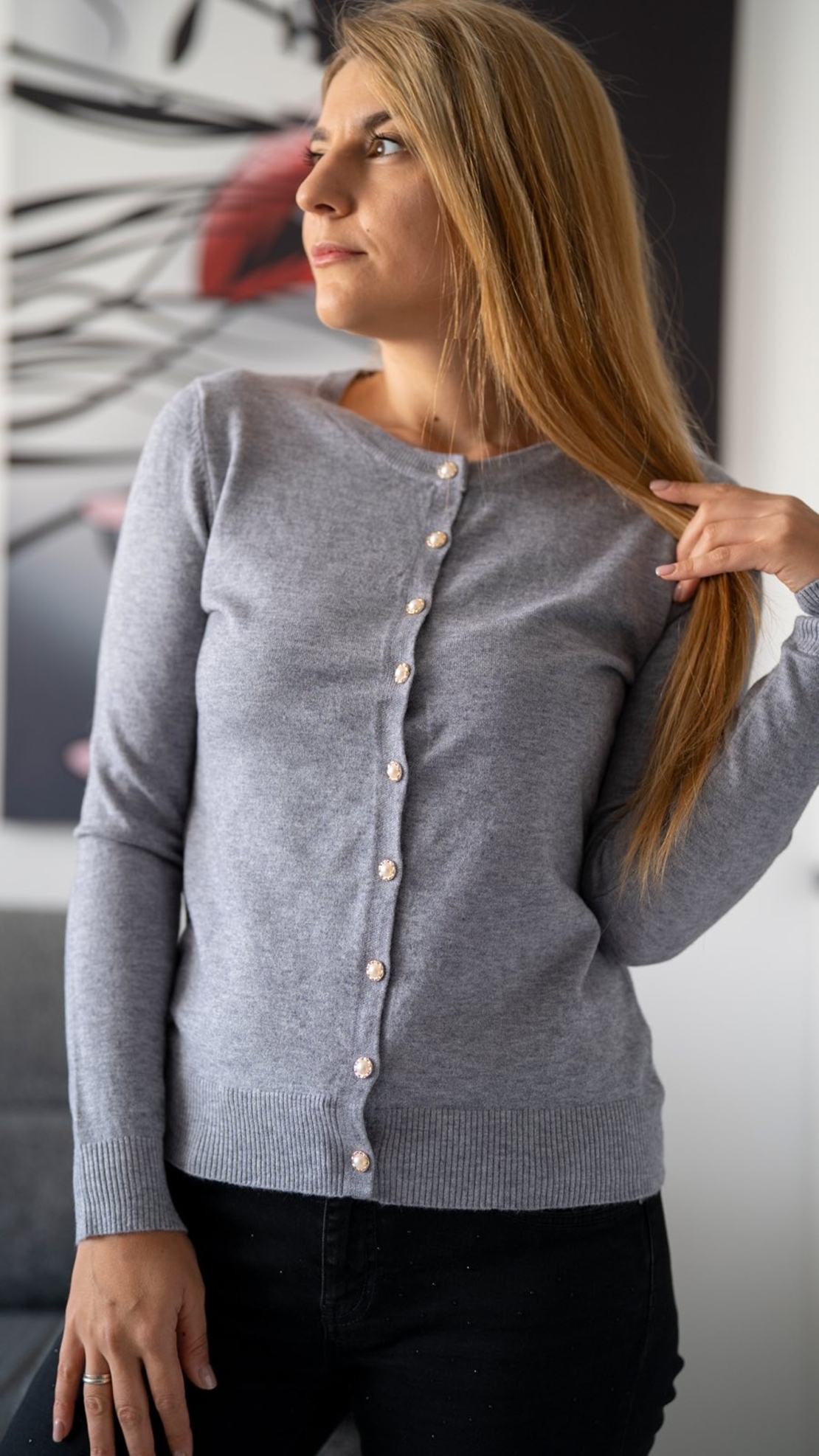 Жилетка с акцент перлени копчета- сива