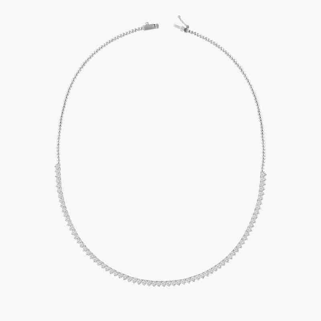 5.80 ct Straight line necklace with diamonds