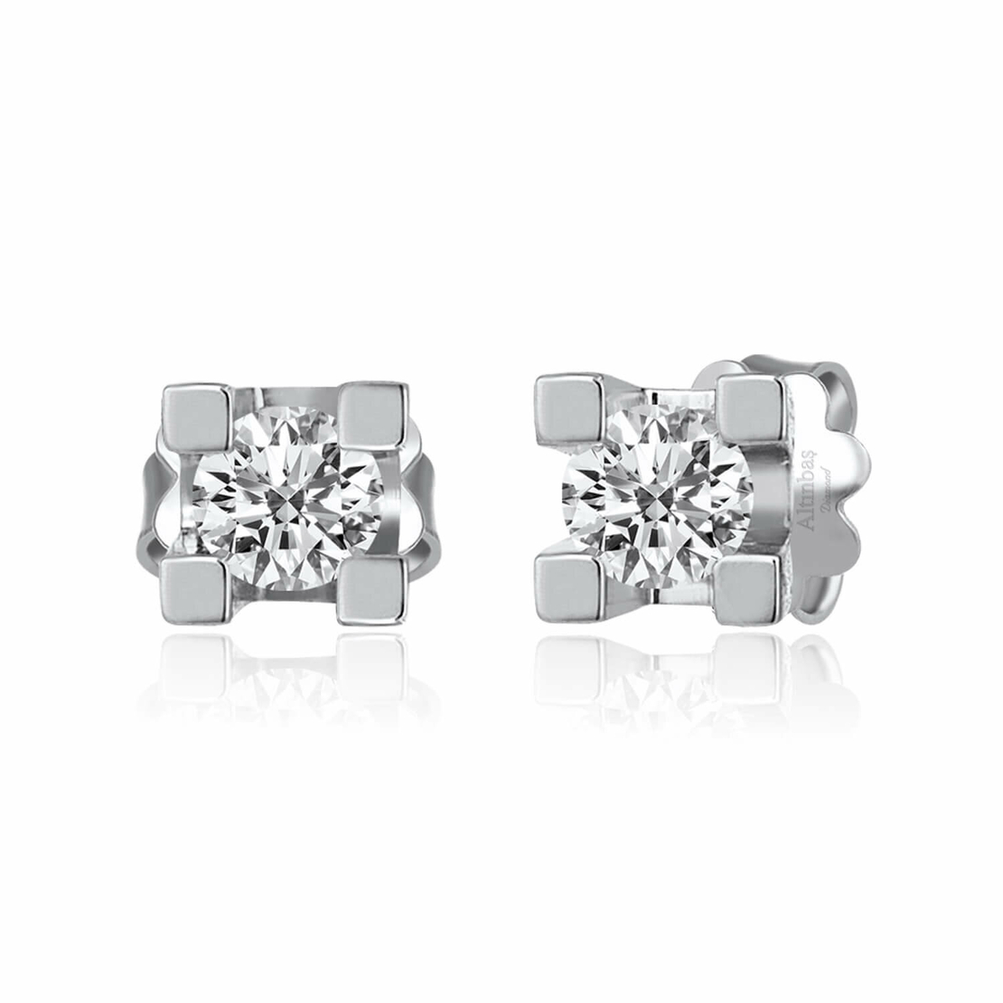 0.80 k Diamond earrings