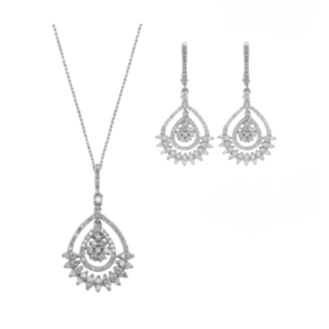 2.24 ct Set with diamonds