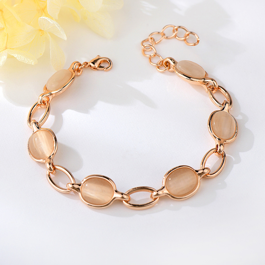 Гривна розово позлатяване захванати елементи | Колекция Rose Gold