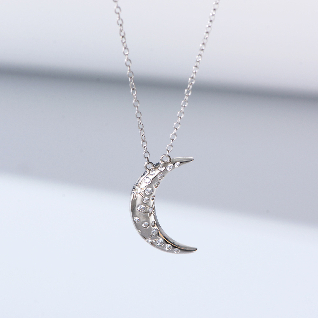Нежно сребърно колие луна | колекция Delicate Silver