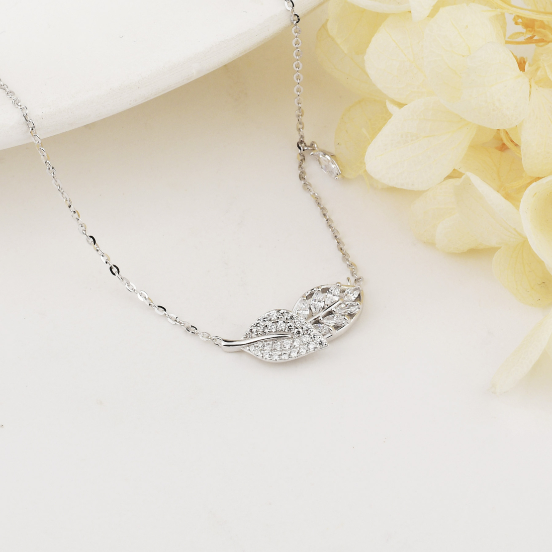 Нежно сребърно колие листо 2700000059531 | колекция Delicate Silver