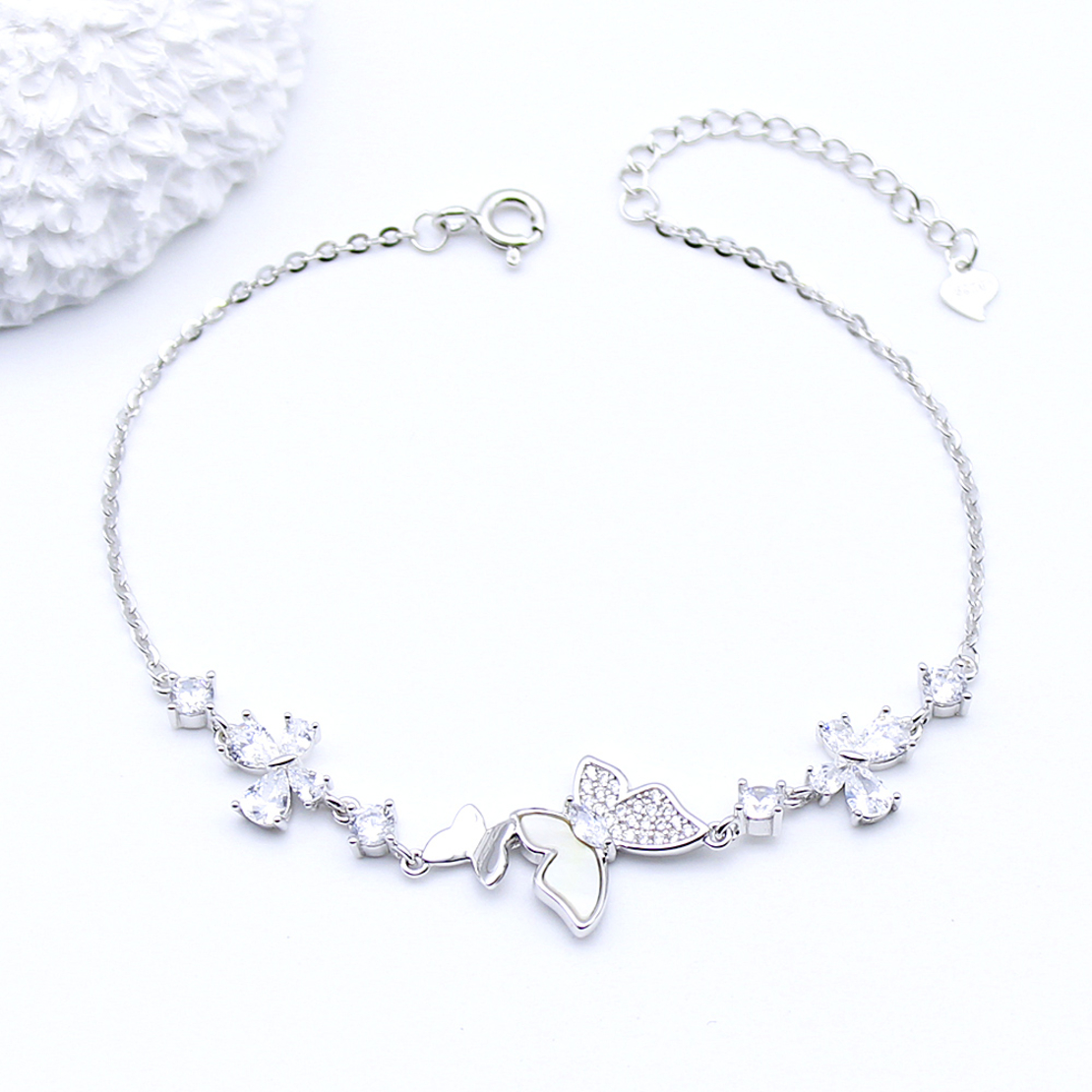 Дамска сребърна гривна пеперуди | колекция Delicate Silver