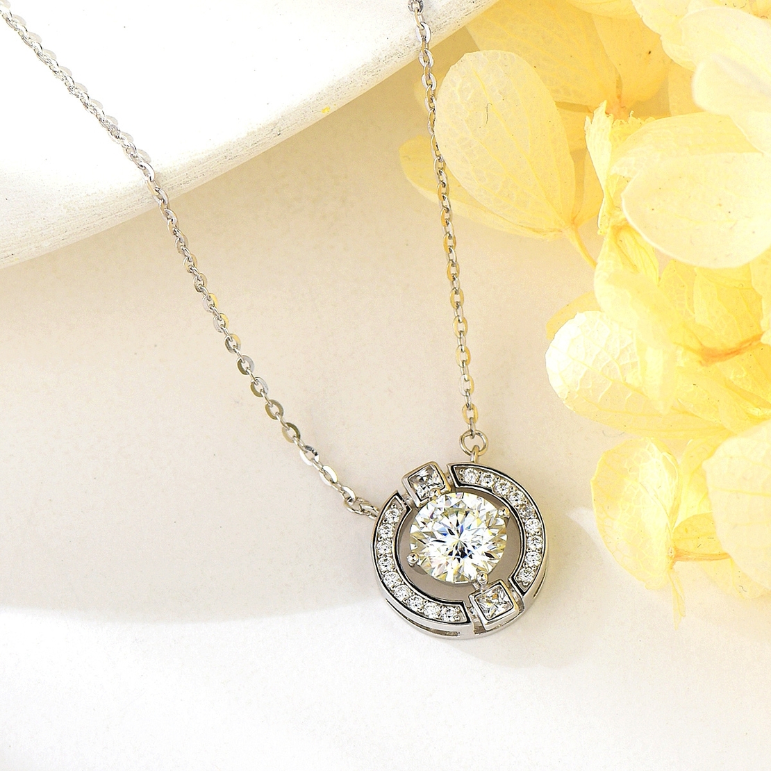 SILVER NECKLACE MOISSANITE