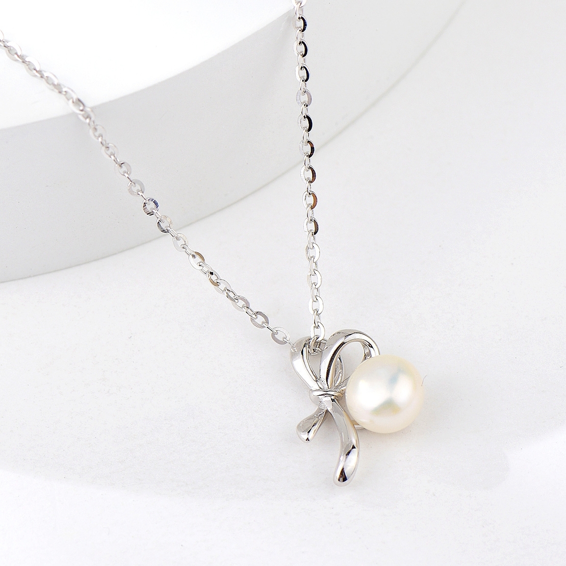 Сребърно колие Панделка с перла | колекция Delicate Silver