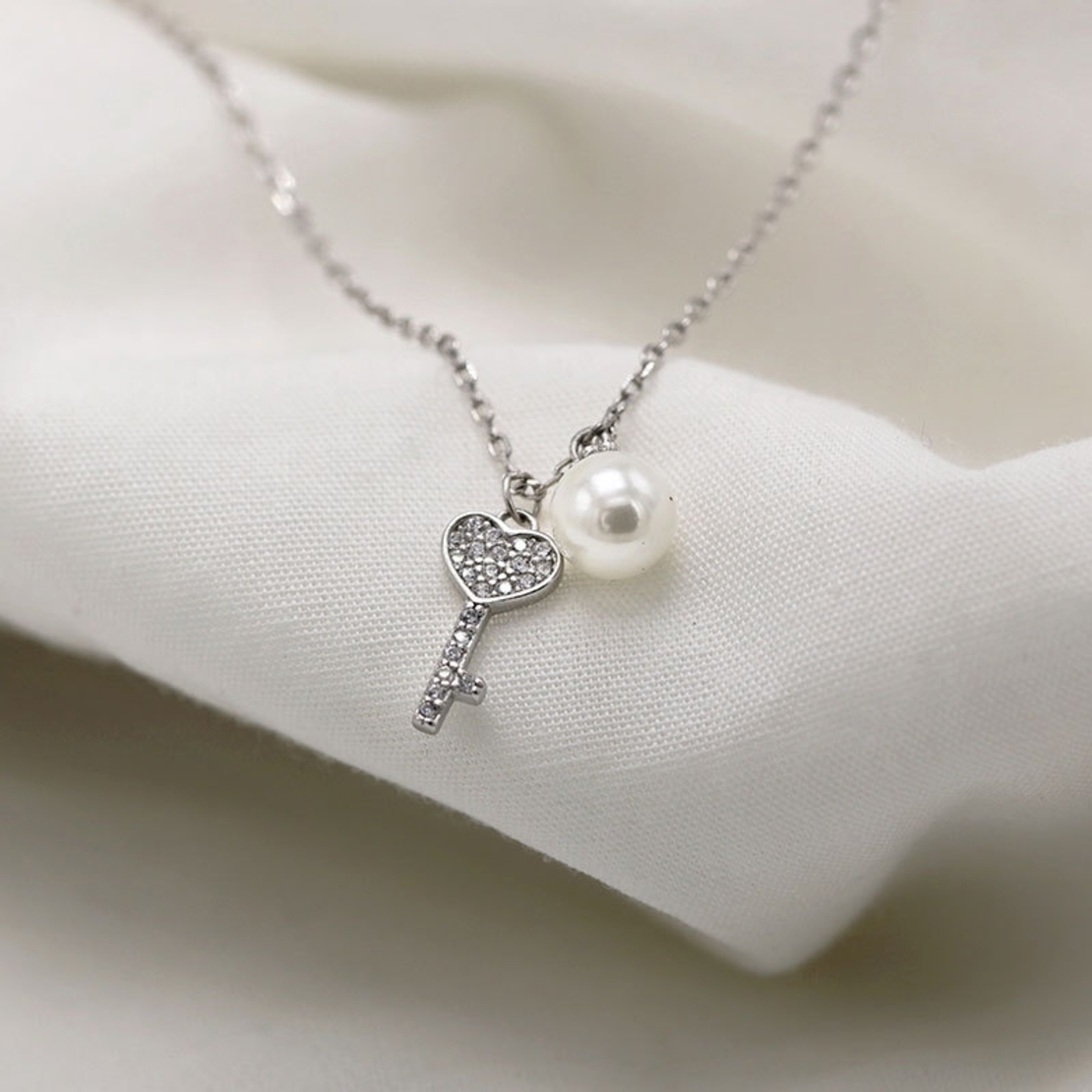 Сребърно колие Ключ Swarovski Crystals 2700000027943 | колекция Delicate Silver