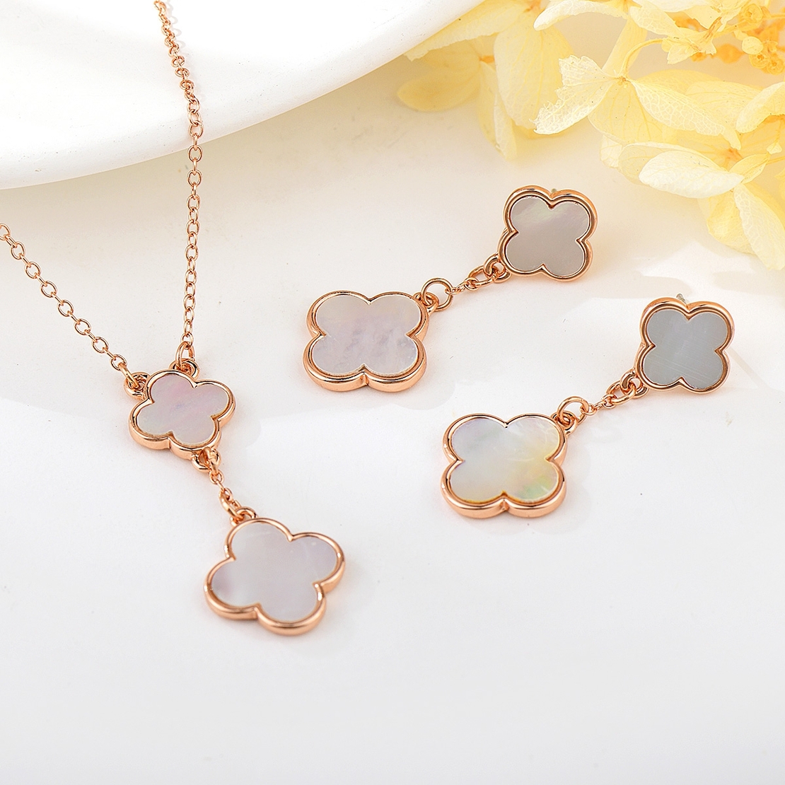 Комплект розово позлатяване флорална стилизация седеф | Колекция Rose Gold