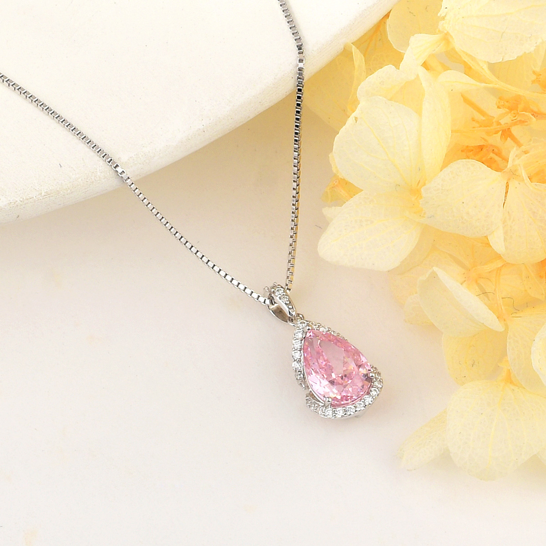 PINK TEAR DROPS CRUSHED ICE NECKLACE