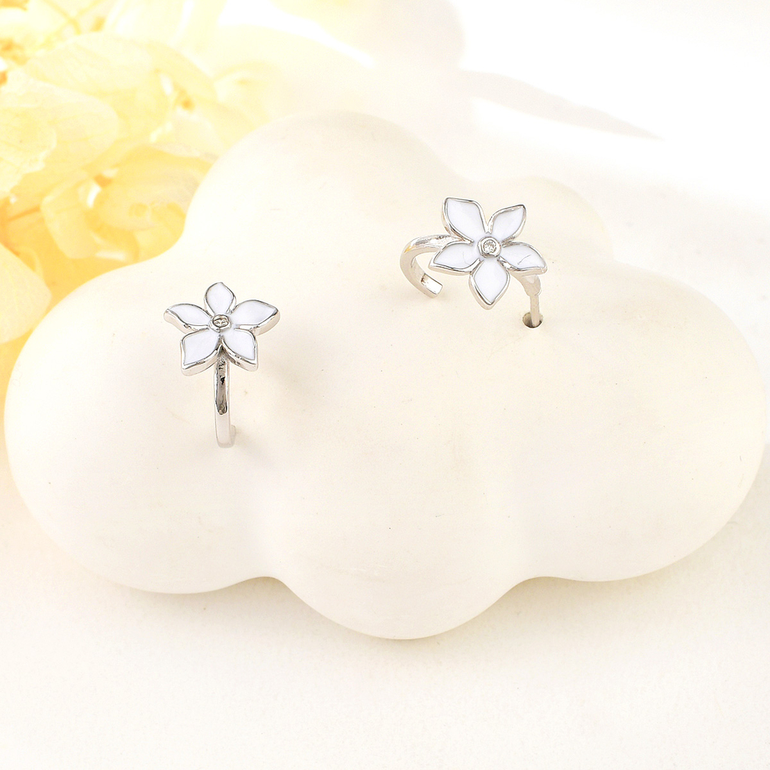 Сребърни обеци Цветя с родий 2700000053362 | колекция Delicate Silver