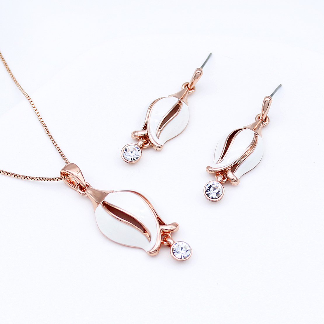 Комплект розово позлатяване бели лалета | Колекция Rose Gold