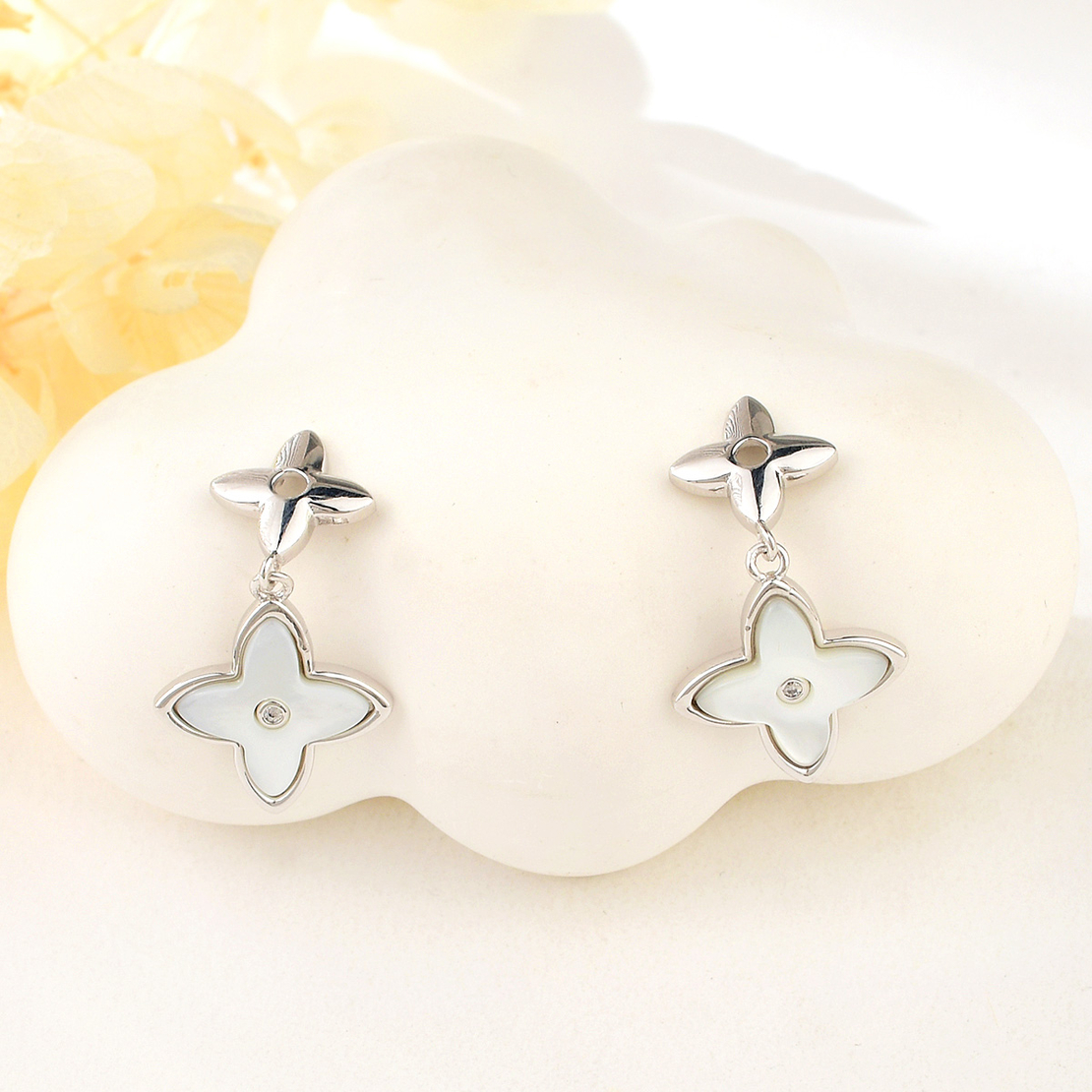 Сребърни обеци Цветя 2700000052884 | колекция Delicate Silver