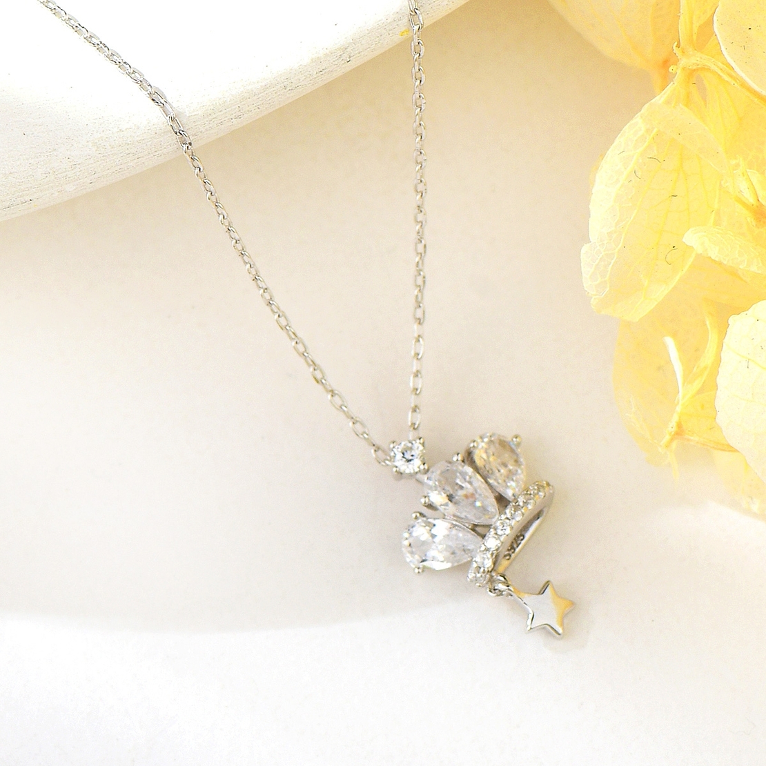 Сребърно колие Кристална корона | колекция Delicate Silver