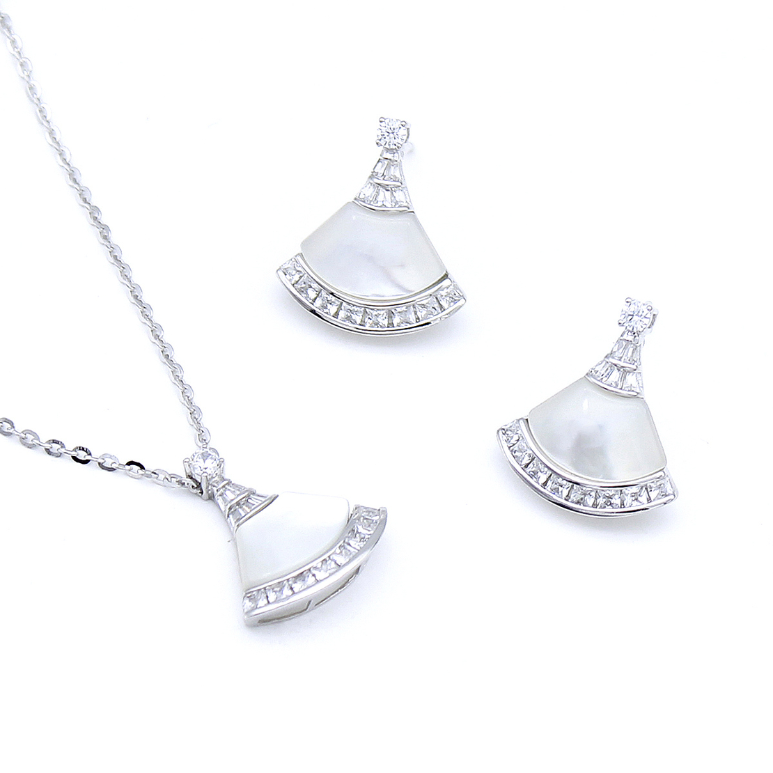 Нежен сребърен комплект със седеф | колекция Delicate Silver