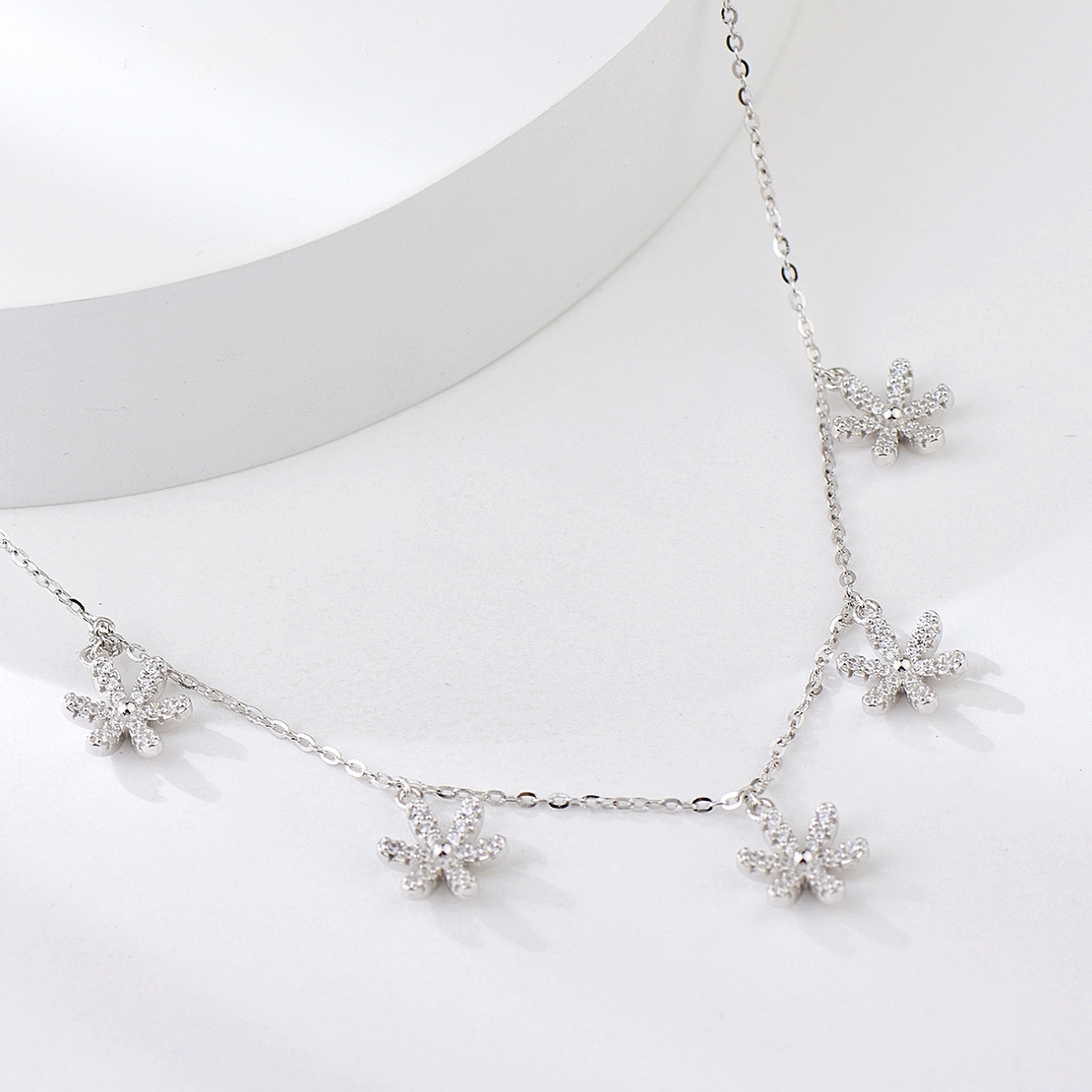 Сребърно колие Цветчета | колекция Delicate Silver