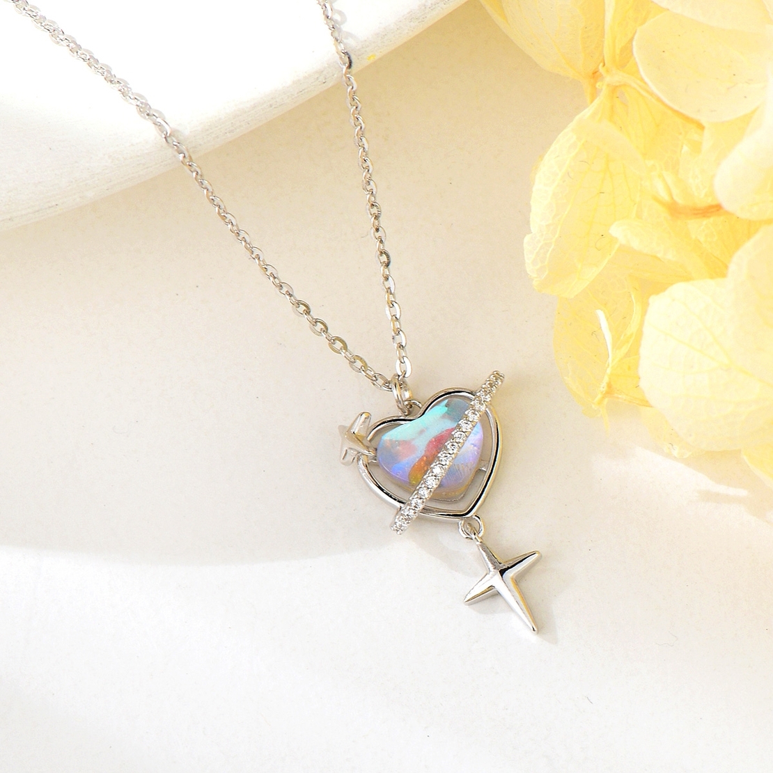 Сребърно колие Хамелеоново сърце | колекция Delicate Silver