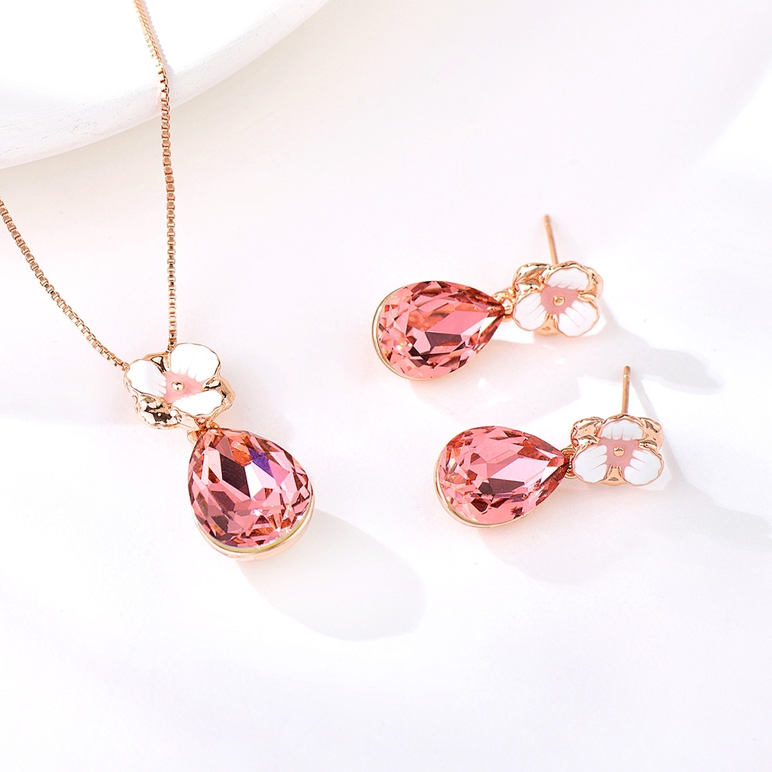 Комплект червени кристали с цветя | Колекция Rose Gold