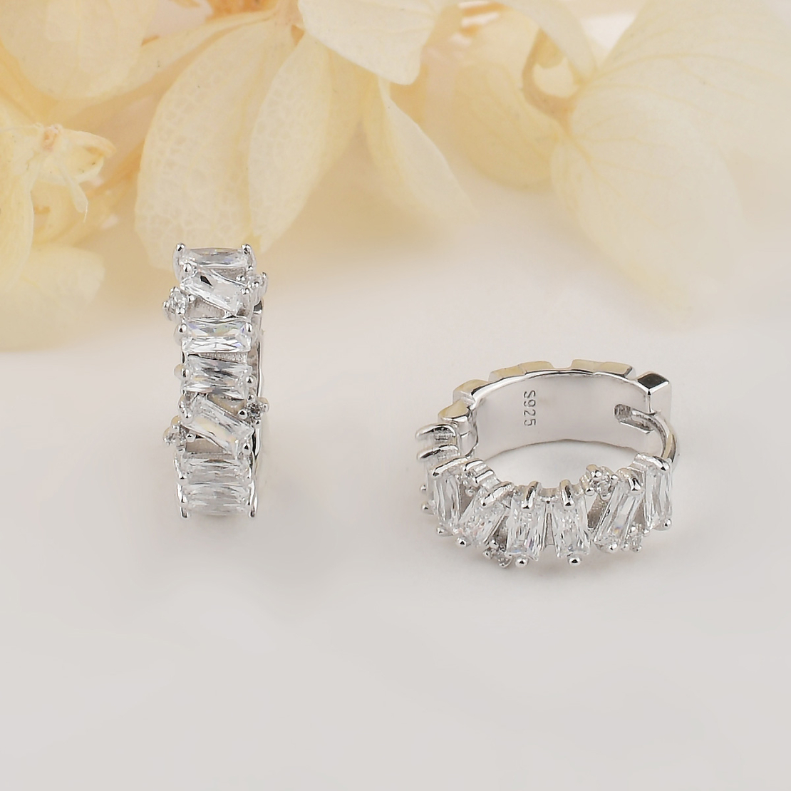 Ежедневни сребърни обеци халки 2700000063248 | колекция Delicate Silver