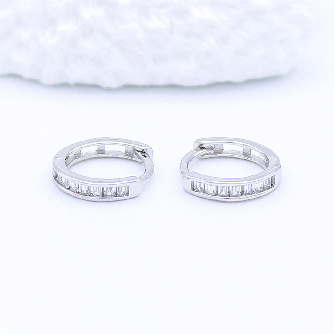 Сребърни обеци с камъни циркон 2700000068274 | Колекция Silver Premium