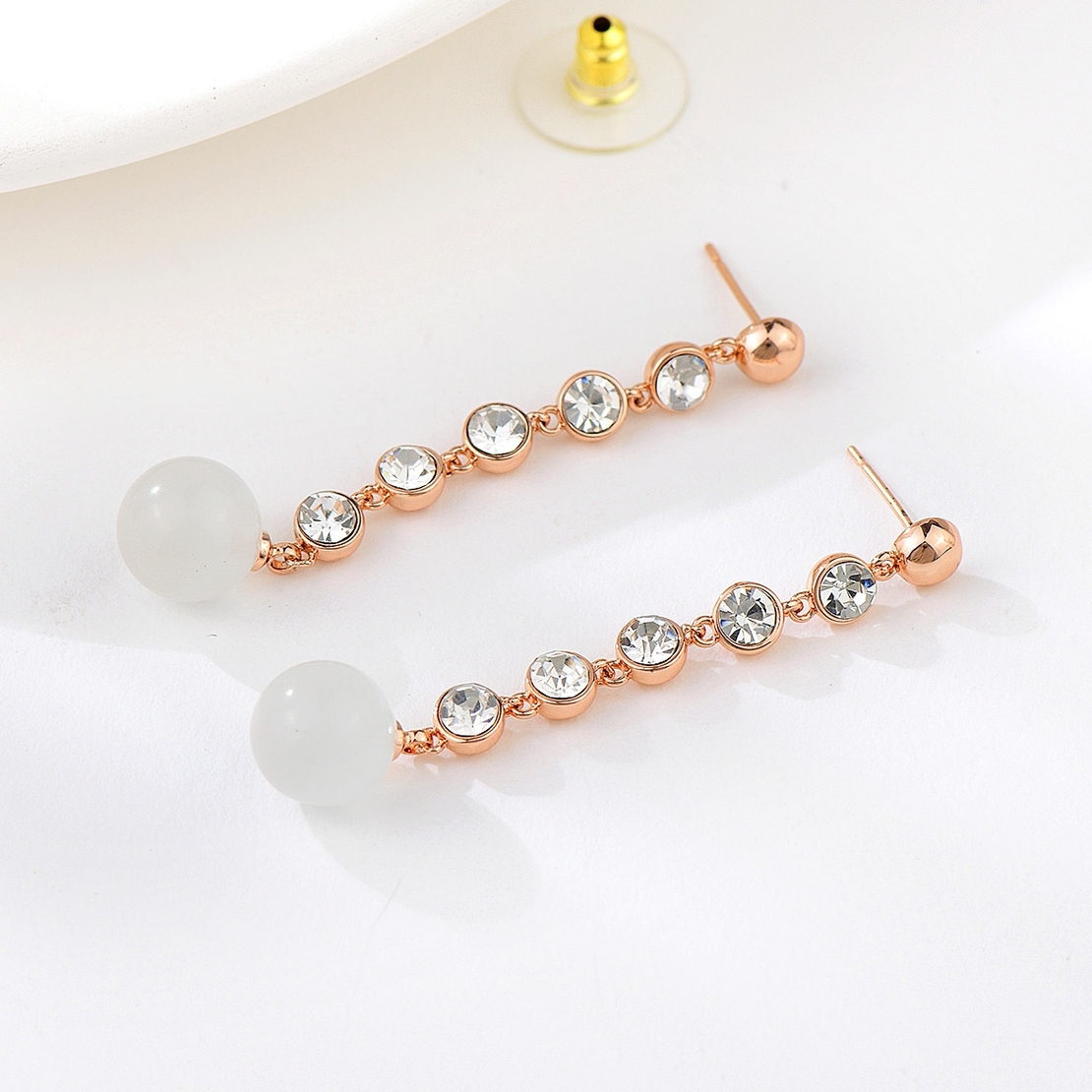 Обеци розово позлатяване дълги с перли | Колекция Rose Gold