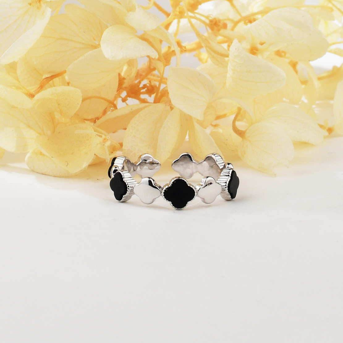 Сребърен пръстен черни орнаменти | колекция Delicate Silver