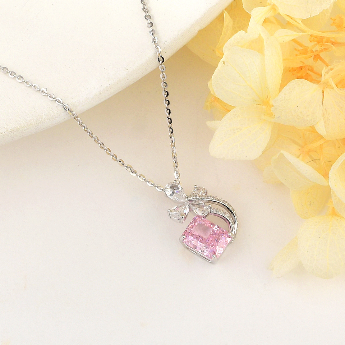 PINK SHINE CRUSHED ICE NECKLACE