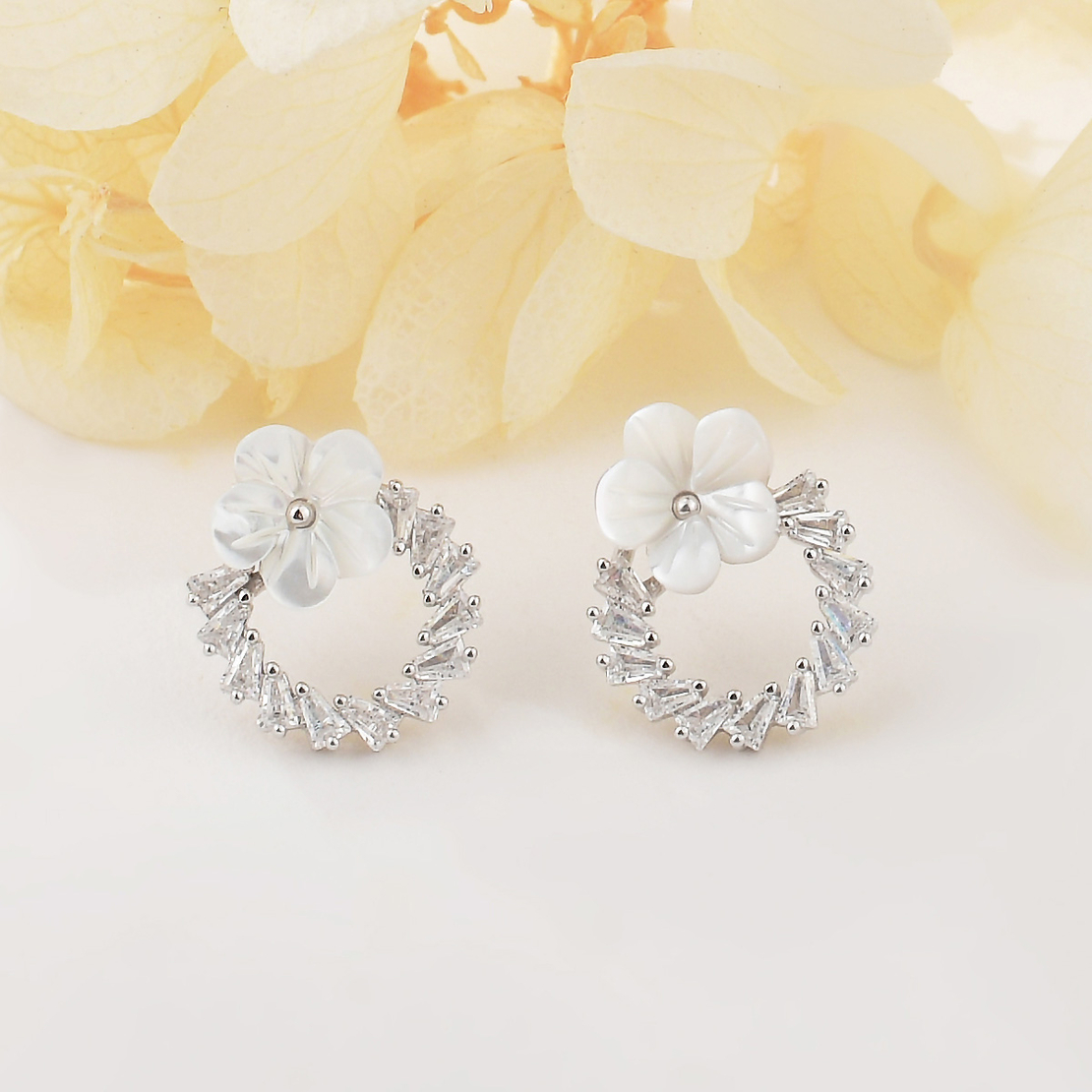 Ежедневни сребърни обеци цветя 2700000062197 | колекция Delicate Silver