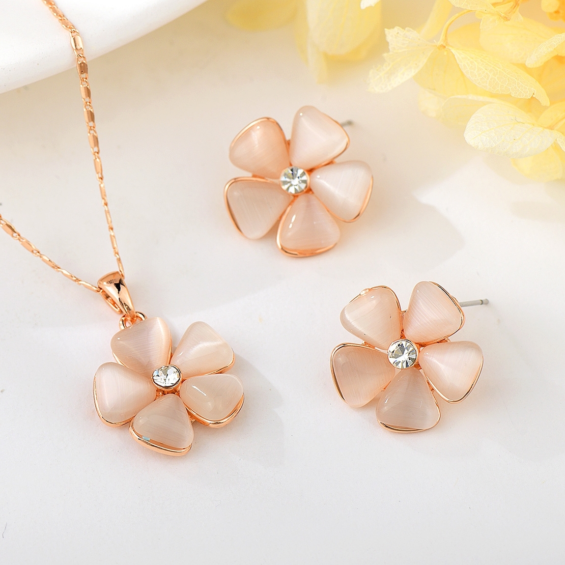 Комплект розово позлатяване цветче | Колекция Rose Gold