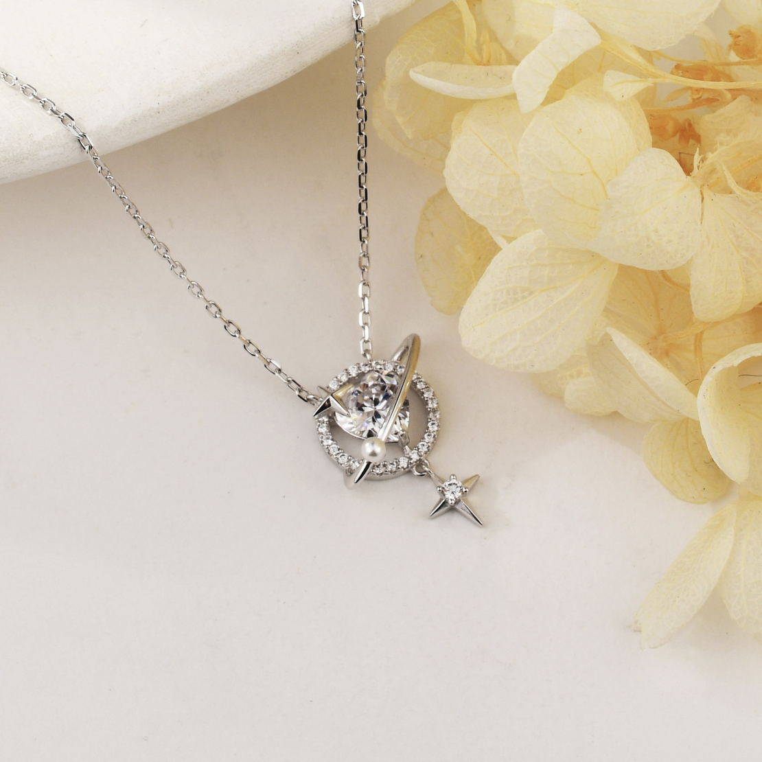 Нежно сребърно колие космос | колекция Delicate Silver