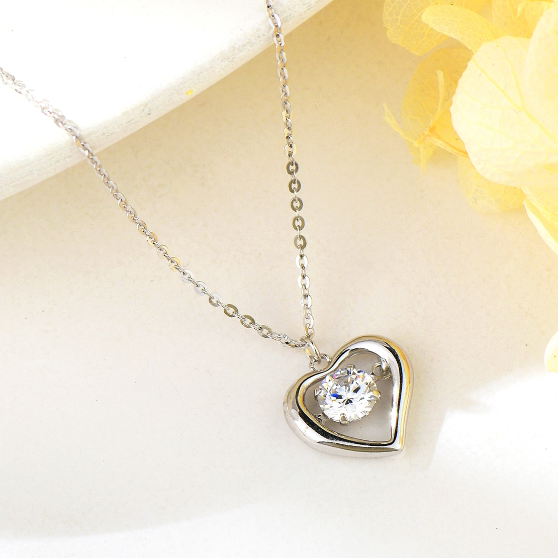 Сребърно колие Кристал в сърце 2700000043677 | колекция Delicate Silver