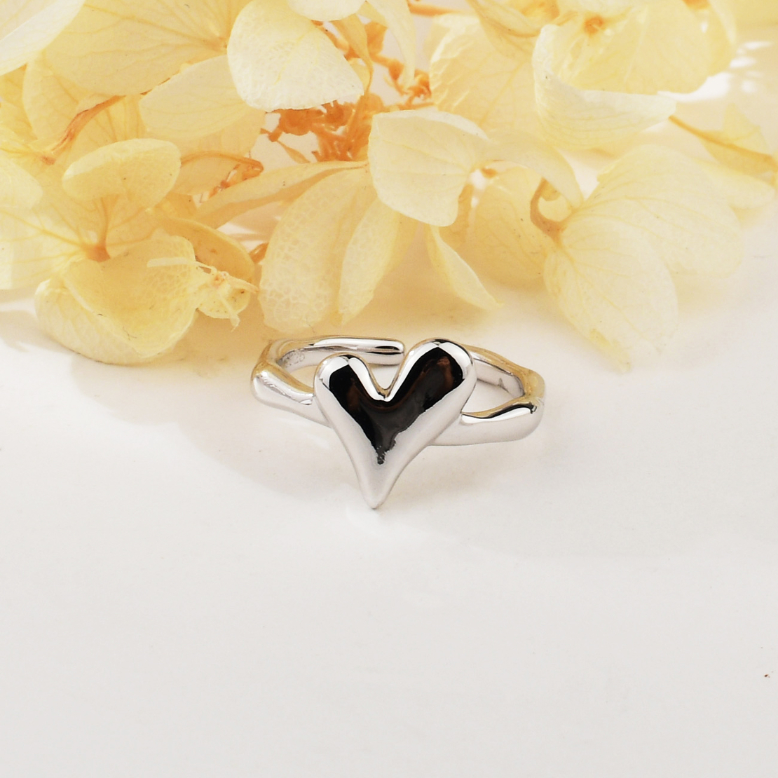Сребърен пръстен арт сърце | колекция Delicate Silver