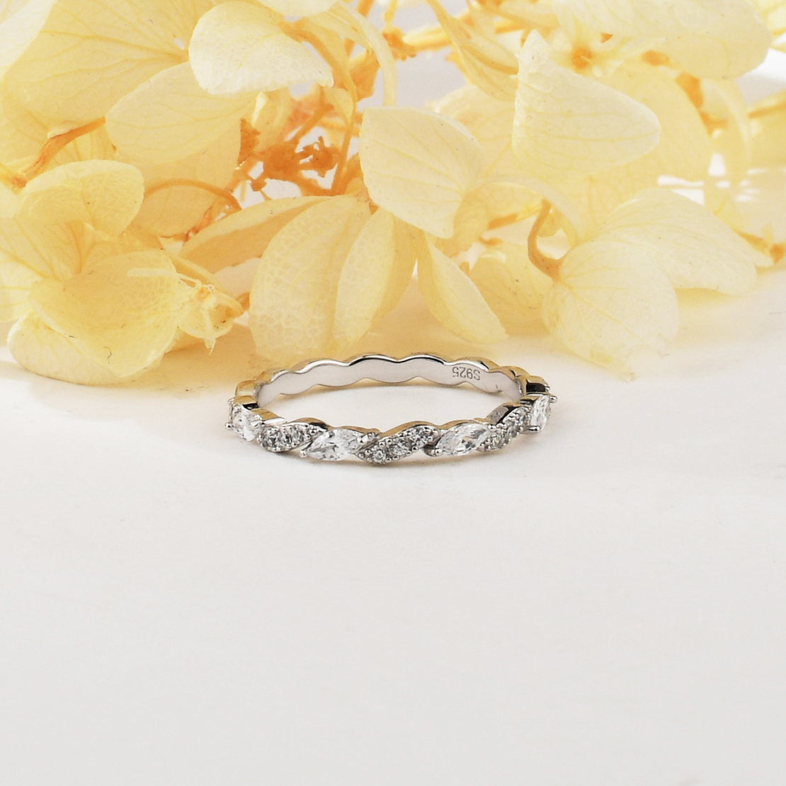 Сребърен пръстен нежна халка JL070454B | колекция Delicate Silver