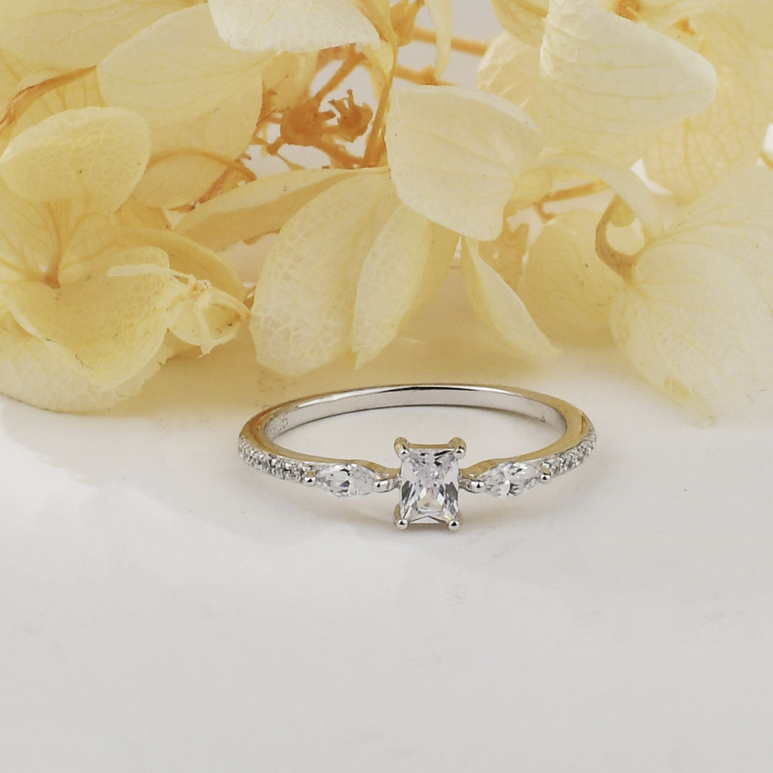 Сребърен пръстен нежна халка JL070513B | колекция Delicate Silver