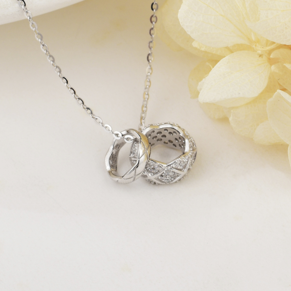 Нежно сребърно колие халки | колекция Delicate Silver