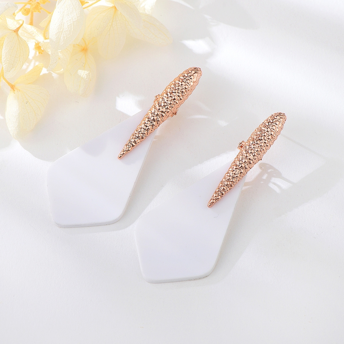 Обеци розово позлатяване бели | Колекция Rose Gold