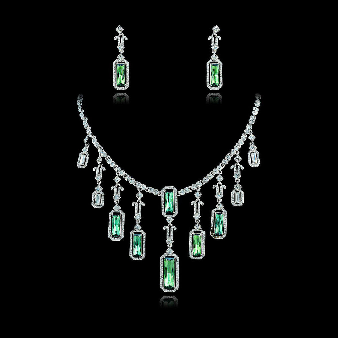 Комплект бяло позлатяване с кристали Swarovski Erinite