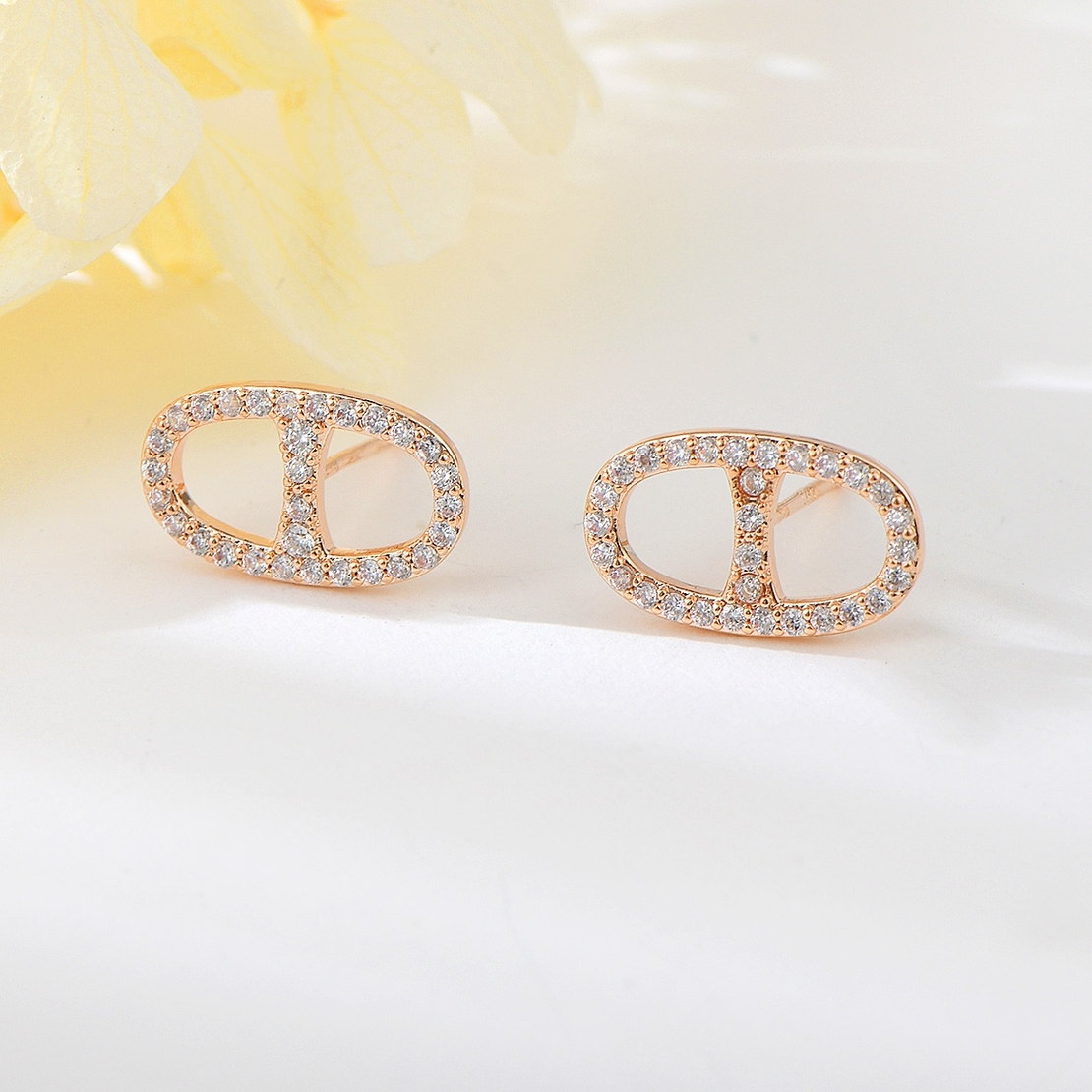 Обеци розово позлатяване кристална декорация | Колекция Rose Gold