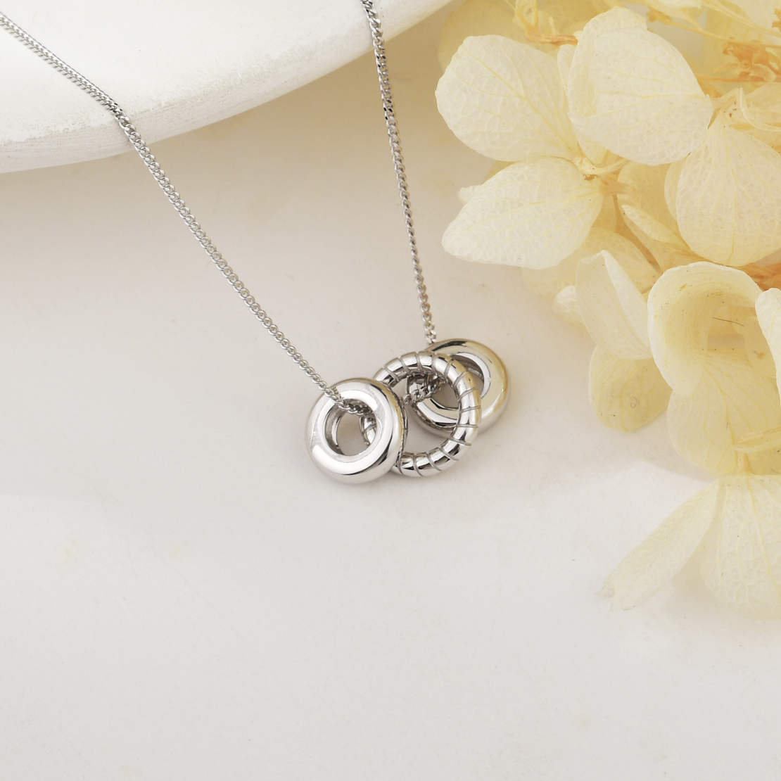 Нежно сребърно колие халки | колекция Delicate Silver