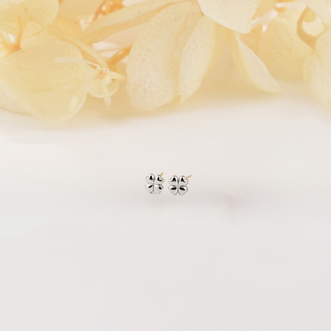 Деликатни сребърни обеци по ухото детелини малки | колекция Delicate Silver