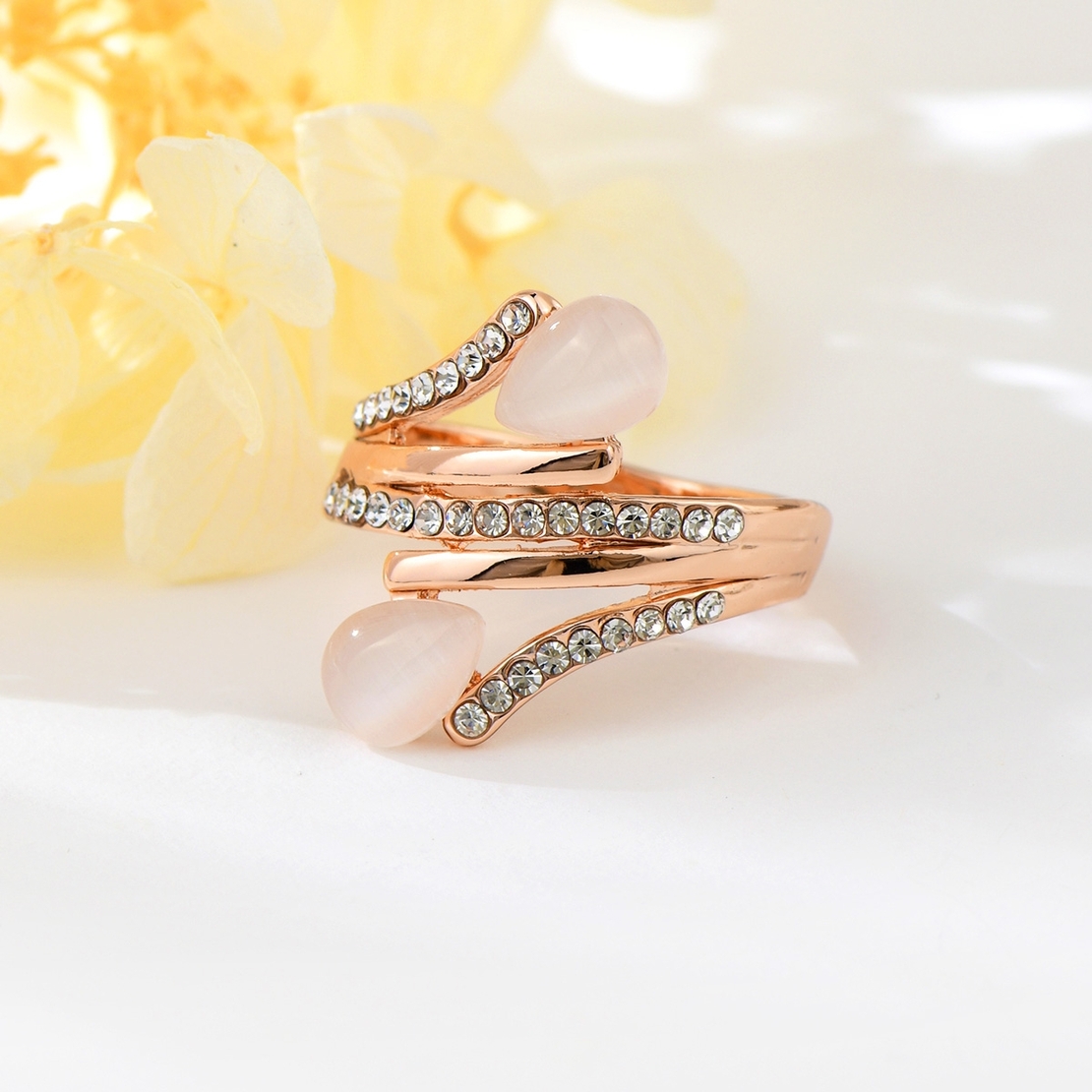 Пръстен розово позлатяване капковидни камъни | Колекция Rose Gold