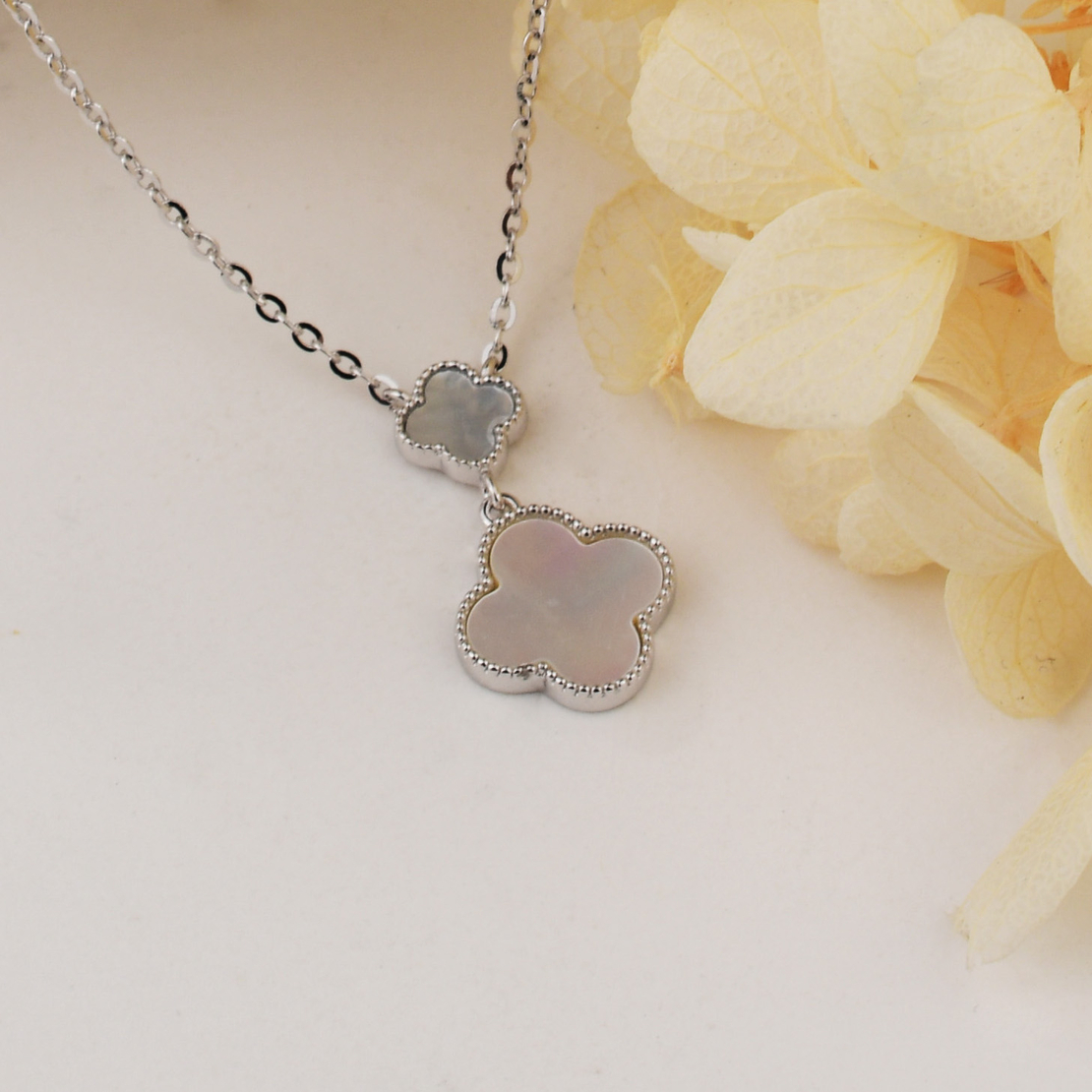 Нежно сребърно колие Цвете със седеф 2700000059302 | колекция Delicate Silver