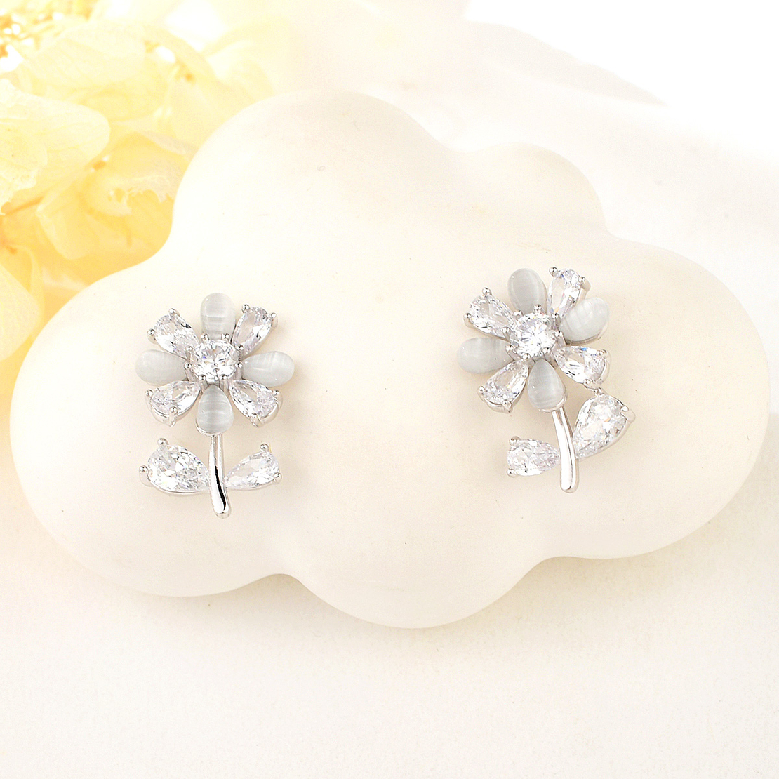 Сребърни обеци Цветя с родий 2700000053621 | колекция Delicate Silver