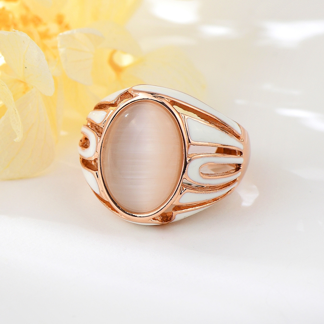 Пръстен розово позлатяване обемен с котешко око K300475R | Колекция Rose Gold