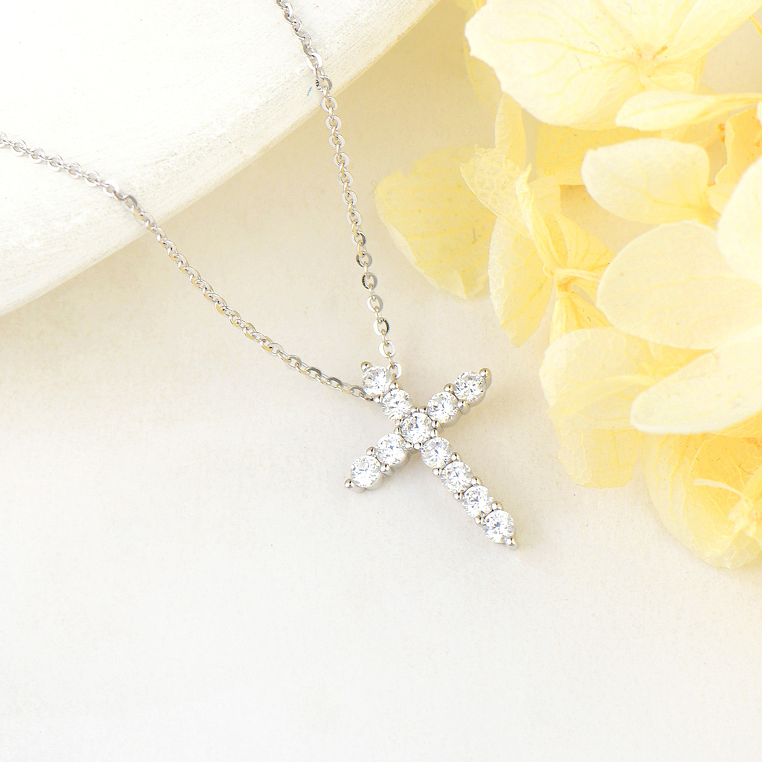Сребърно колие кръст 2700000051139 | колекция Delicate Silver