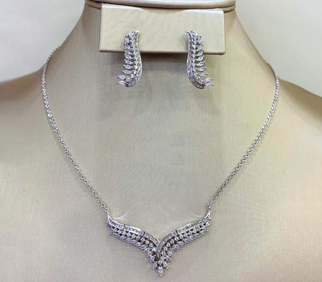КОМПЛЕКТ SILVER PREMIUM ПЛАТИНИРАНО СРЕБРО 925 С КУБИЧЕН ЦИРКОН