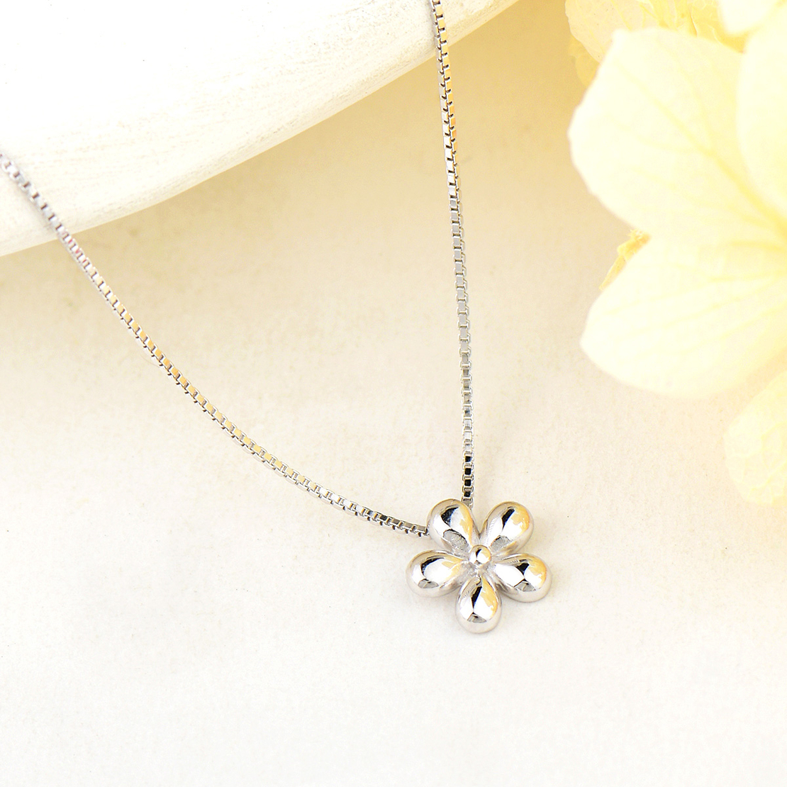 Сребърно колие цвете 2700000051252 | колекция Delicate Silver