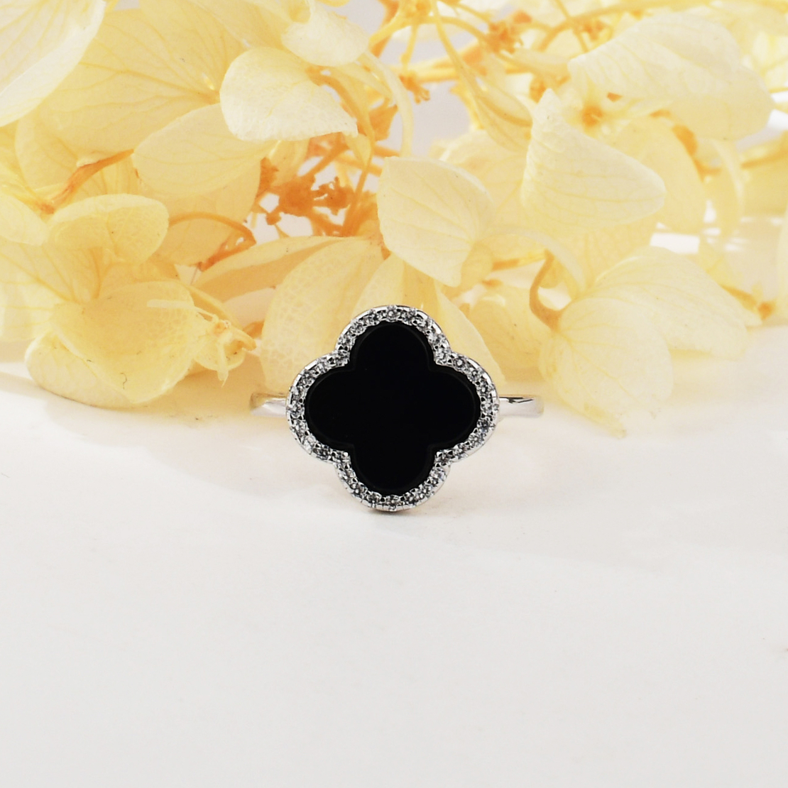 Сребърен пръстен черно цвете JL060023B | колекция Delicate Silver