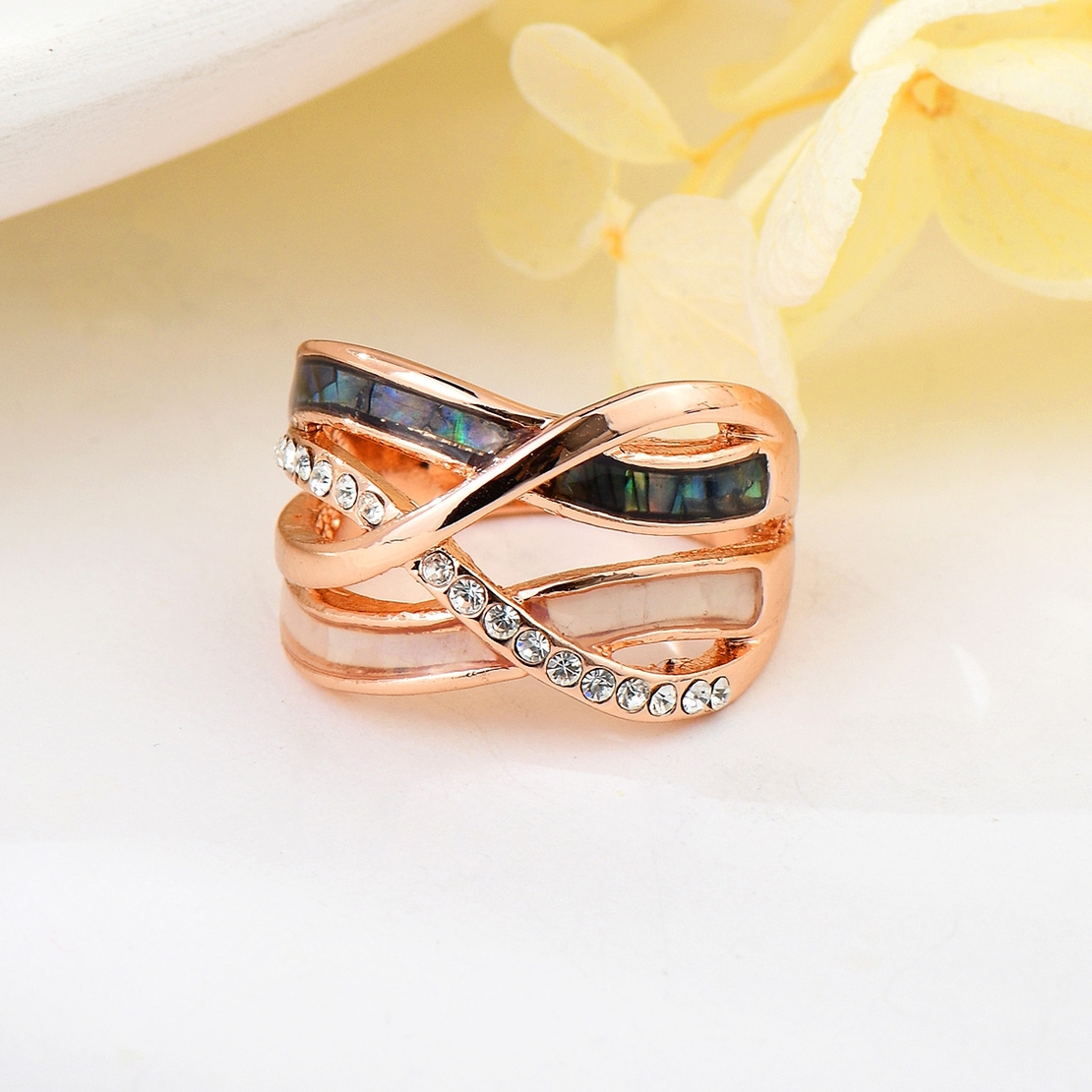 Пръстен розово позлатяване със седеф T109823R | Колекция Rose Gold
