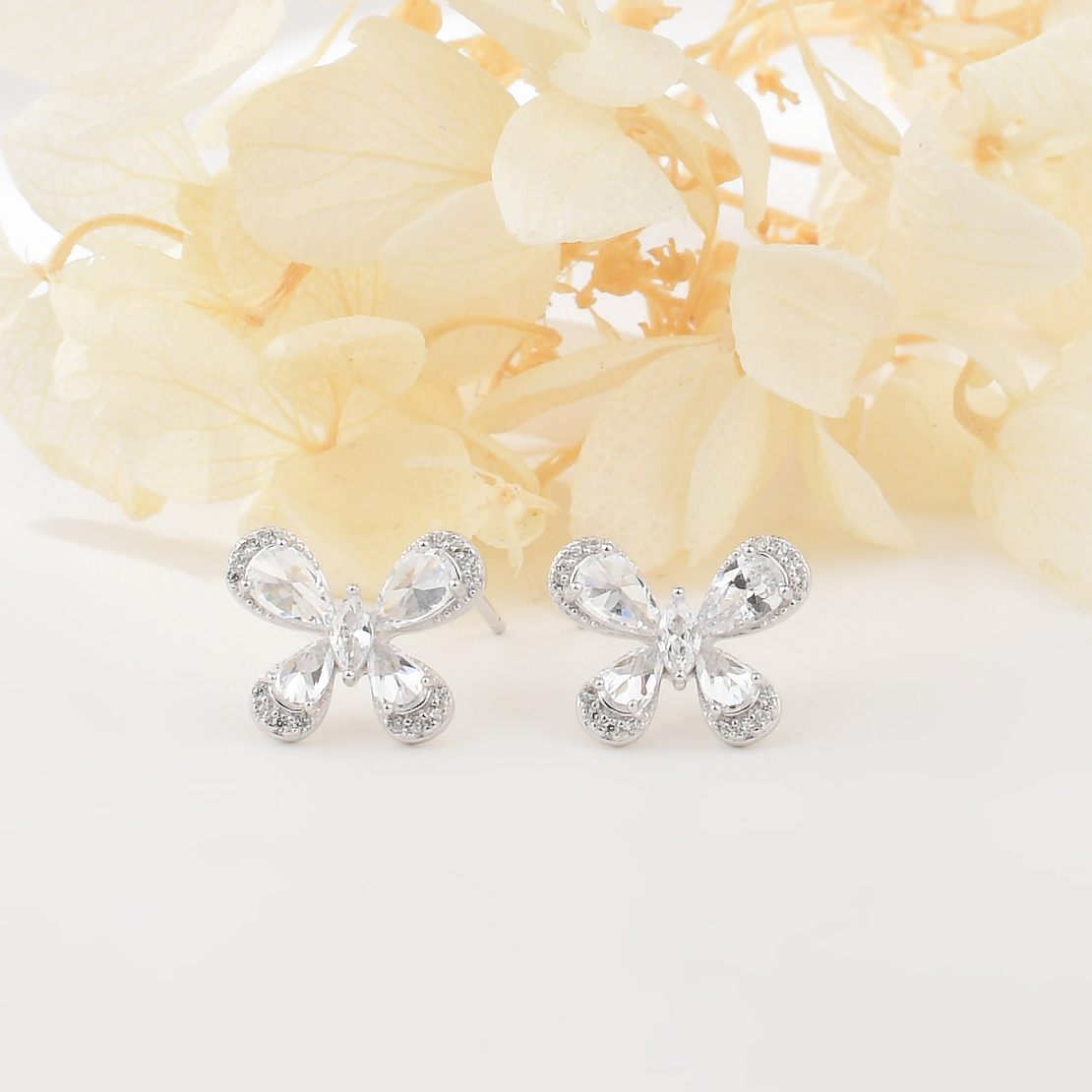 Ежедневни сребърни обеци пеперуди 2700000064306 | колекция Delicate Silver